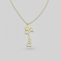 Kişiye Özel Çiçek Detaylı İsim Kolye