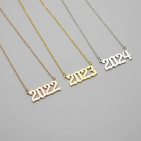 Modern Blok Harf Kolye