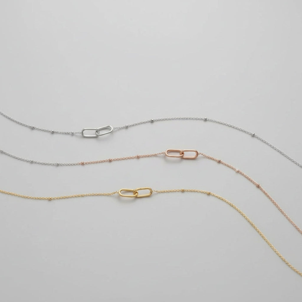 Minimalist Bağlantılı Sonsuzluk Kolyesi Gorsel 1