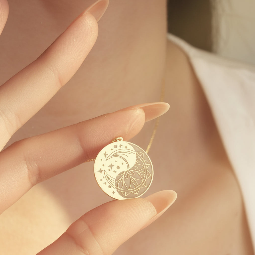Navan 925 Ayar Gümüş Ay & Mandala Kolyesi (Gold, Silver ve Rose) - Navan