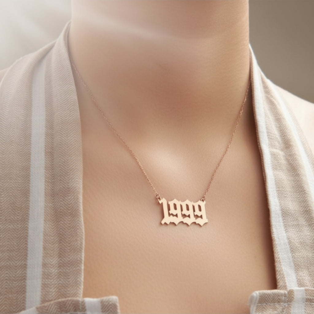 Modern Blok Harf Kolye