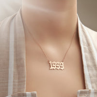 Modern Blok Harf Kolye